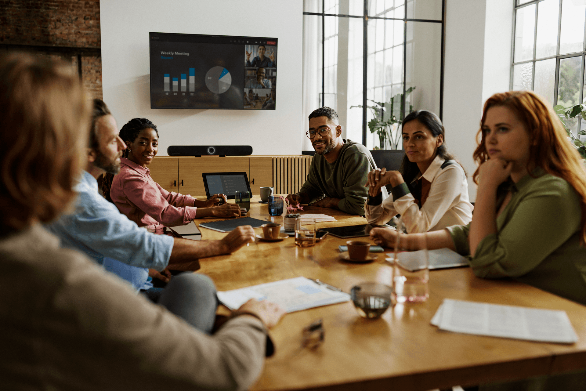 TeamConnect_Bar_Solutions_Product_shot_InUse_8
